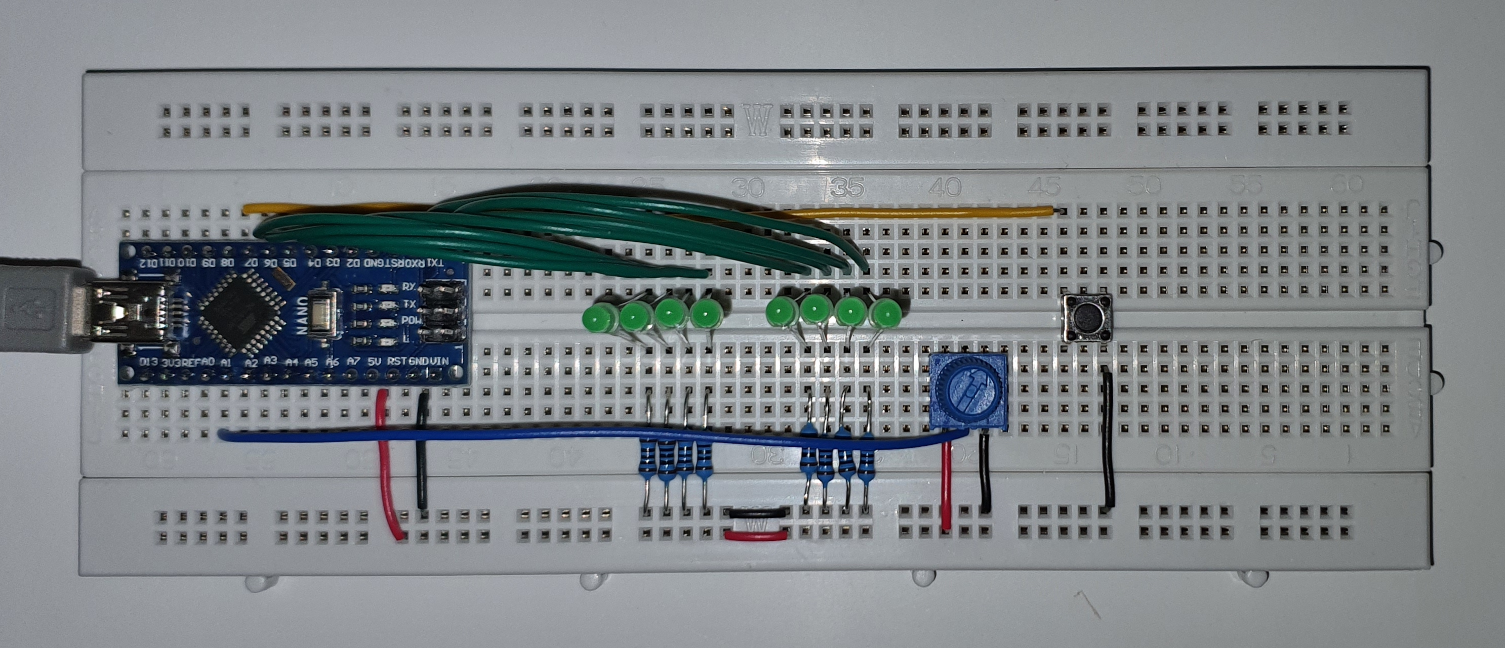 A photograph of circuit assembled on breadboard.