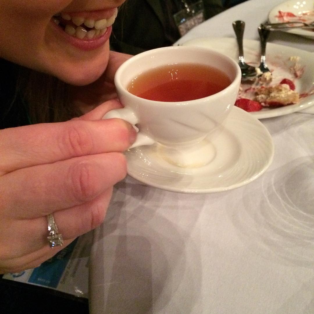 Very small cups of tea #oer16 or is is just far away? https://t.co/9rhJG0VI7O