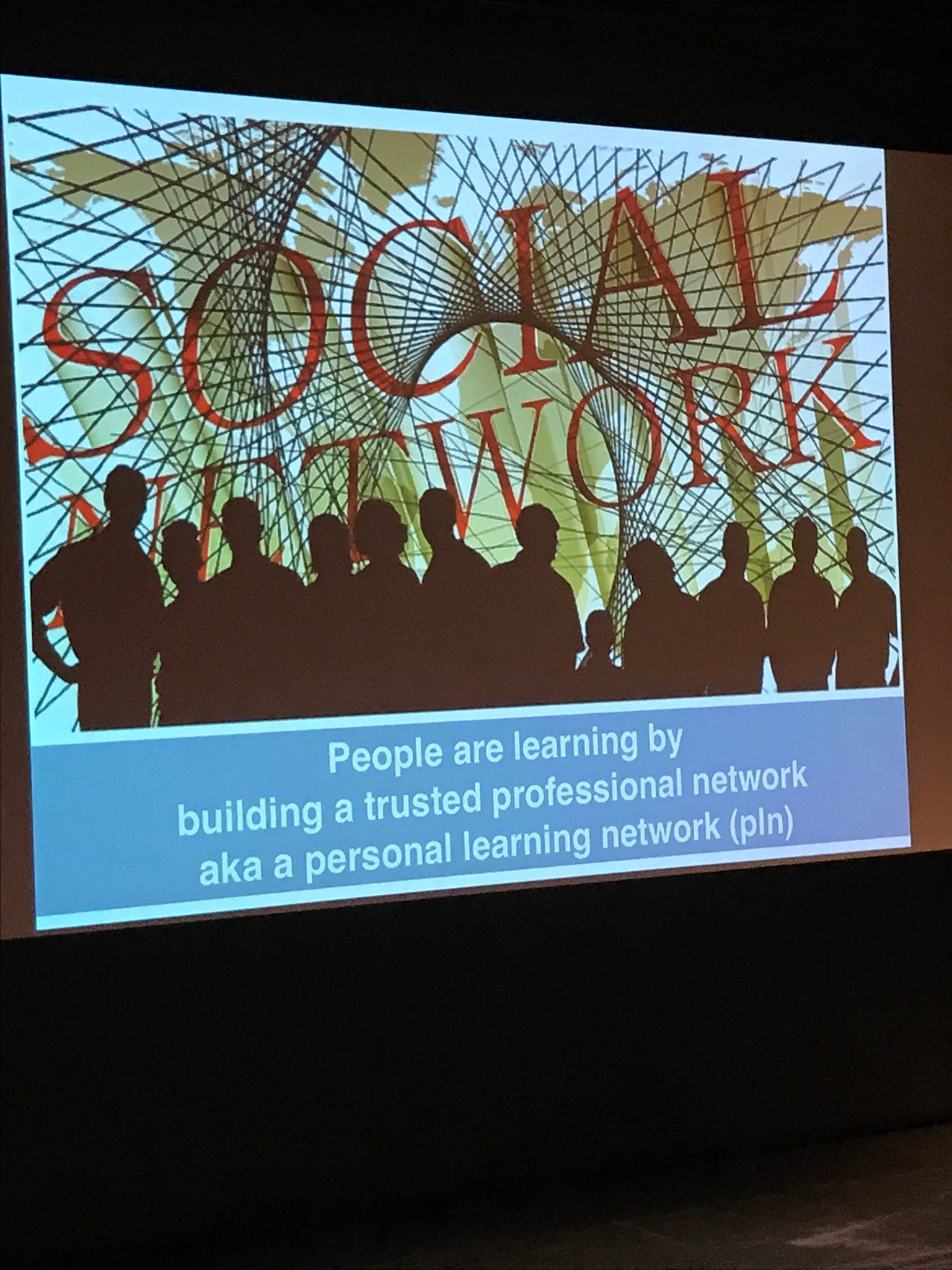 Learning through professional networks - managers, employees and students with @C4LPT #SUSALT17 https://t.co/WOYF7lIBxk