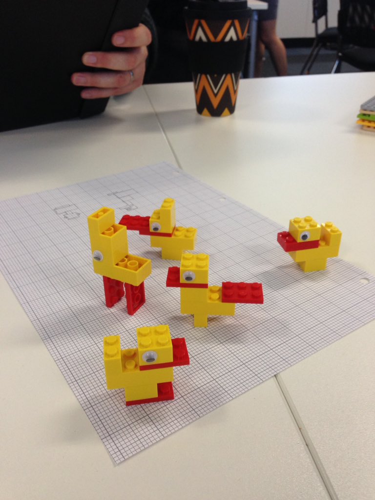 Our flock of lego ducks in the Lego Serious Play session 😍 #socmedhe17 https://t.co/TCeoWkCVgu