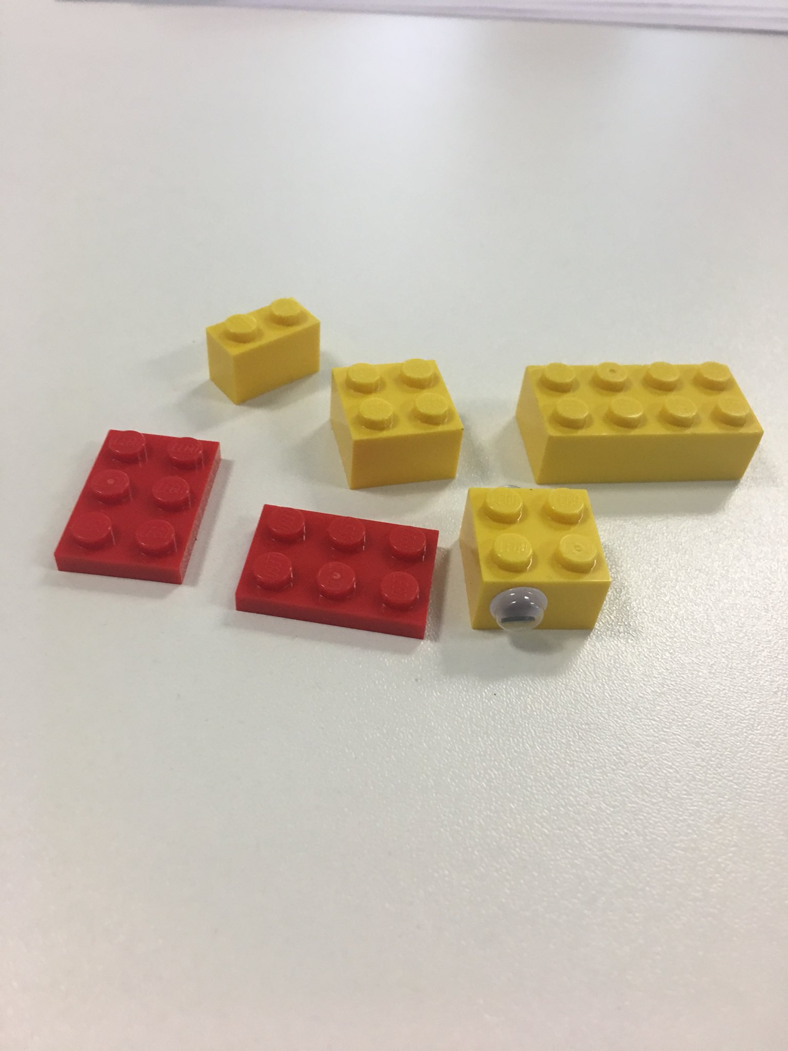 ...and now on to the Lego!  #SocMedHE17 #shuSMASH https://t.co/QuKQBJiEHz