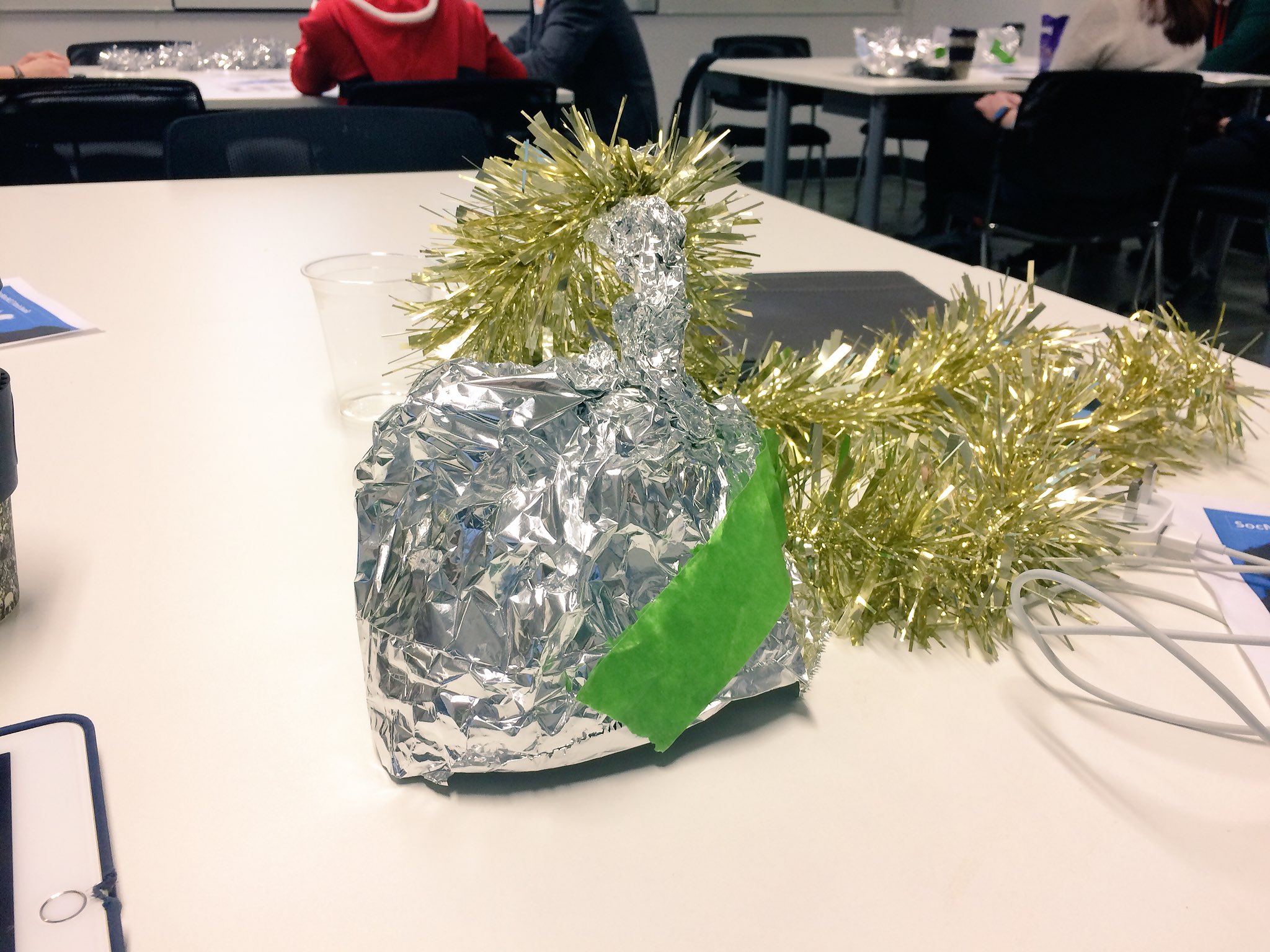 Made myself an awesome tin foil Xmas hat to keep the #fakenews out #SocMedHE17 https://t.co/csJARWPbqg